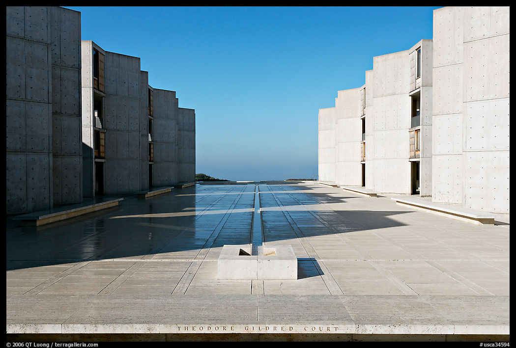 Theodore Gildred court, Salk Institute, mid-morning. La Jolla, San Diego, California, USA
