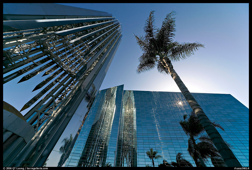 Bell tower and sun shining through the Crystal Cathedral Facade,. Garden Grove, Orange County, California, USA