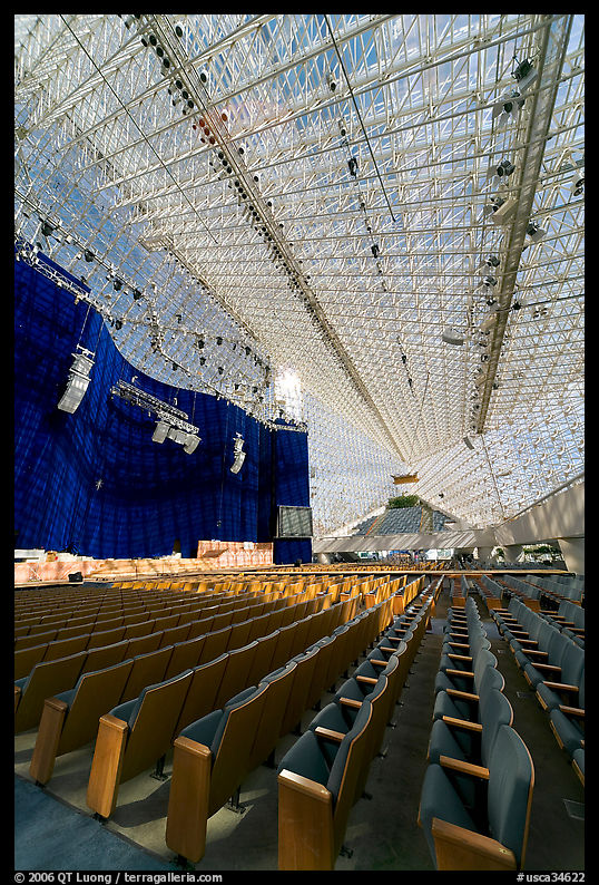 Interior of the Crystal Cathedral, with seating for 3000. Garden Grove, Orange County, California, USA