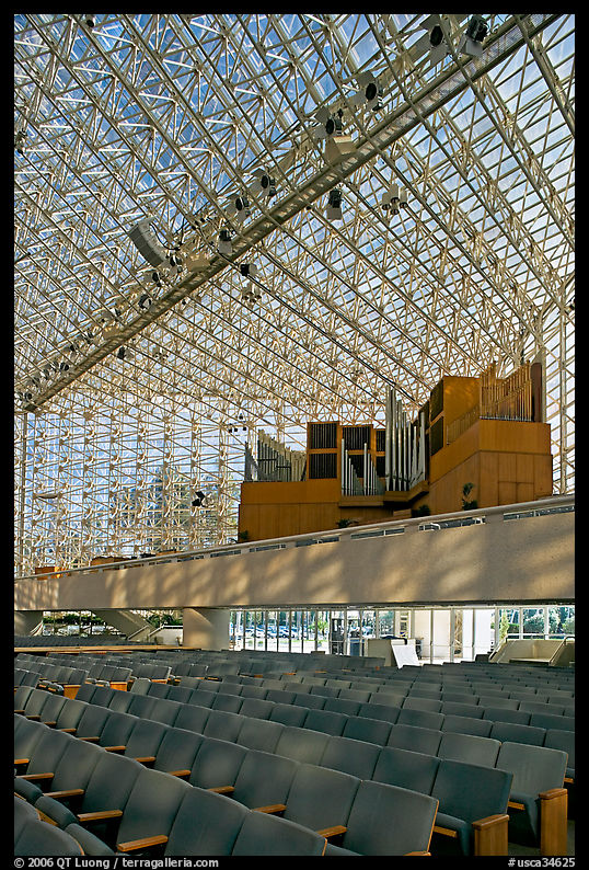 16000-pipe organ inside the Crystal Cathedral. Garden Grove, Orange County, California, USA