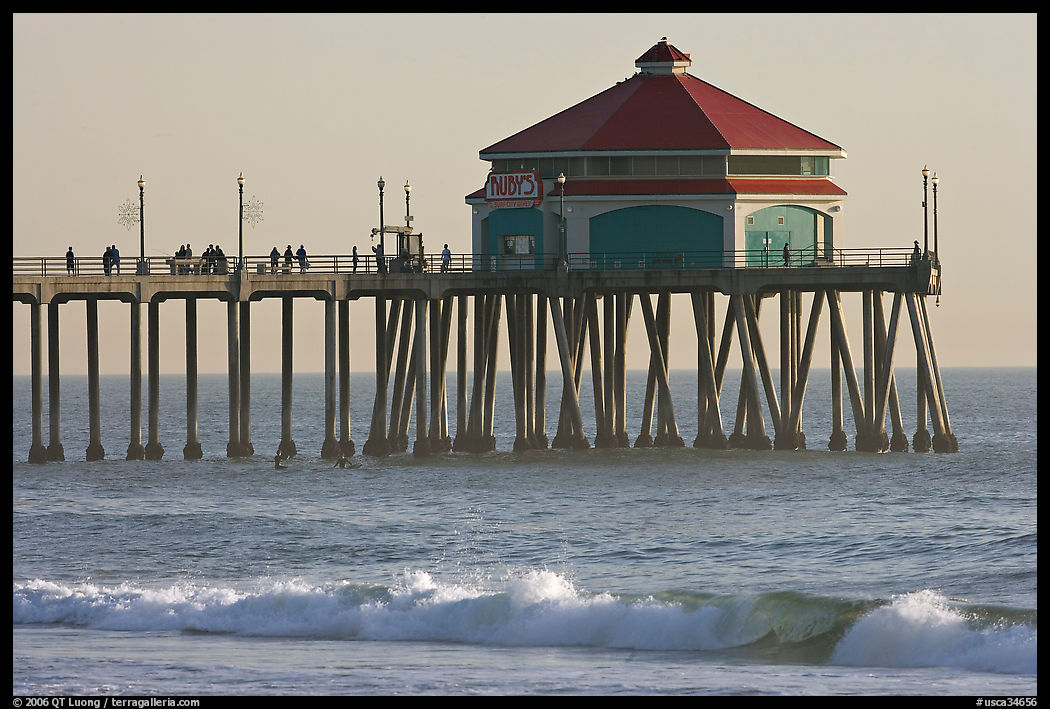 Surf and Huntington Pier, late afternoon. Huntington Beach, Orange County, California, USA