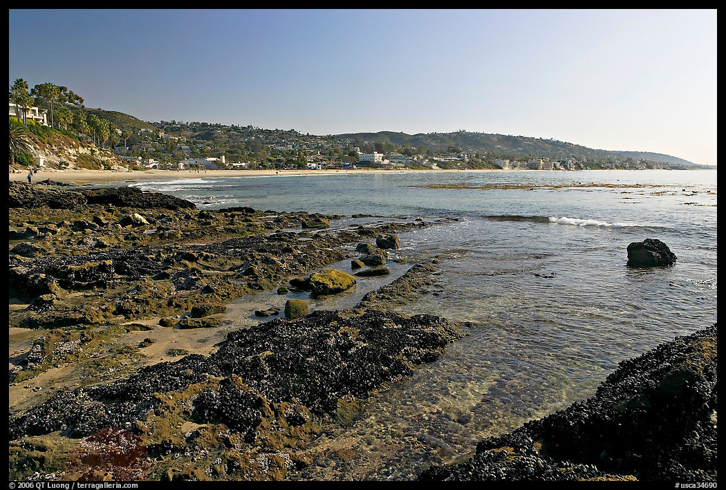 Tidepools and Main Beach, mid-day. Laguna Beach, Orange County, California, USA
