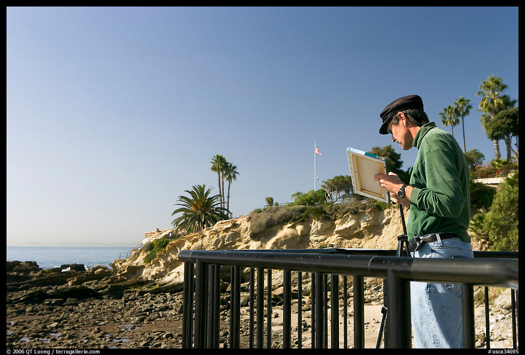 Painter working from an overlook. Laguna Beach, Orange County, California, USA