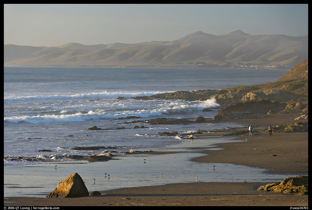 Cayucos State Beach, late afternoon. Morro Bay, USA