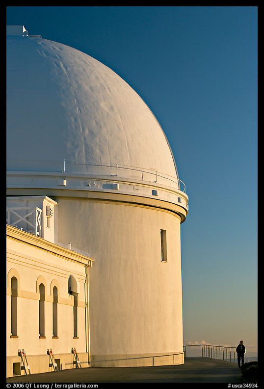 Dome housing the refractive telescope, Lick obervatory. San Jose, California, USA