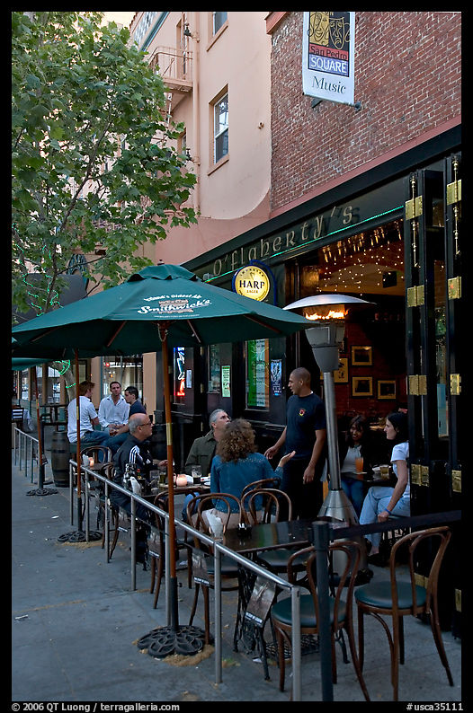 Pub, San Pedro Square. San Jose, California, USA