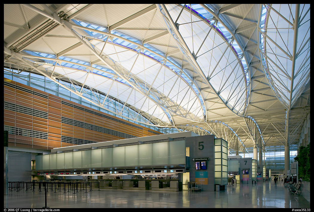 Main hall, San Francisco International Airport. SF Bay area, California, USA