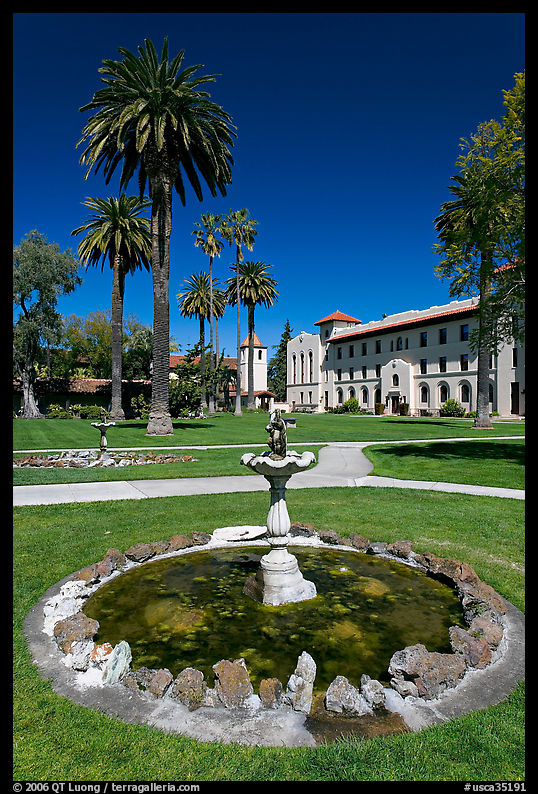 Fountain and lawn near mission, Santa Clara University, Santa Clara. SF Bay area, California, USA