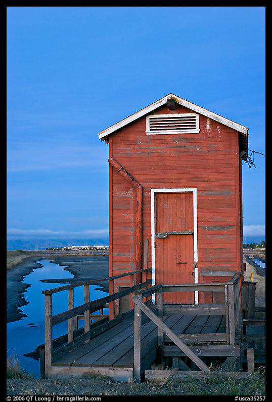 Red shack at dusk, Bayfront Park. Menlo Park, SF Bay area, California, USA