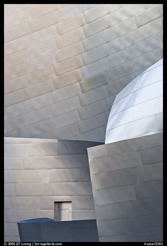 Steel Facade detail, Walt Disney Concert Hall. Los Angeles, California, USA