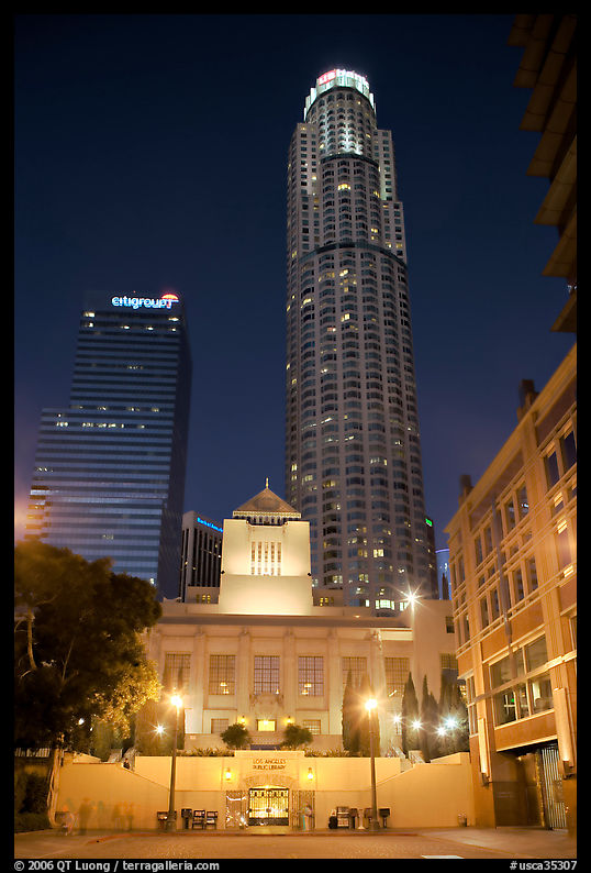 Los Angeles public library and US Bank building at night. Los Angeles, California, USA