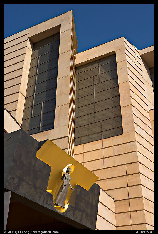 Madonna sculpture above main entrance of Cathedral of our Lady of the Angels. Los Angeles, California, USA