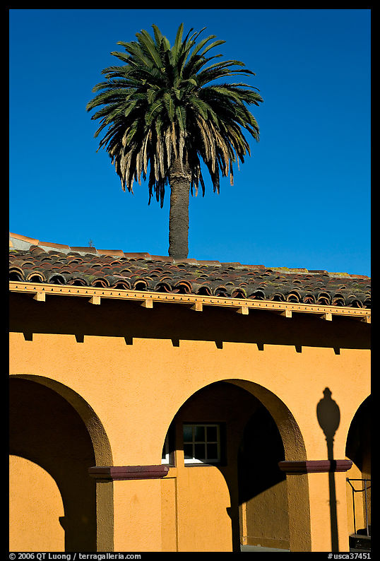 Palm tree and arches, historical train depot. Burlingame, SF Bay area, California, USA