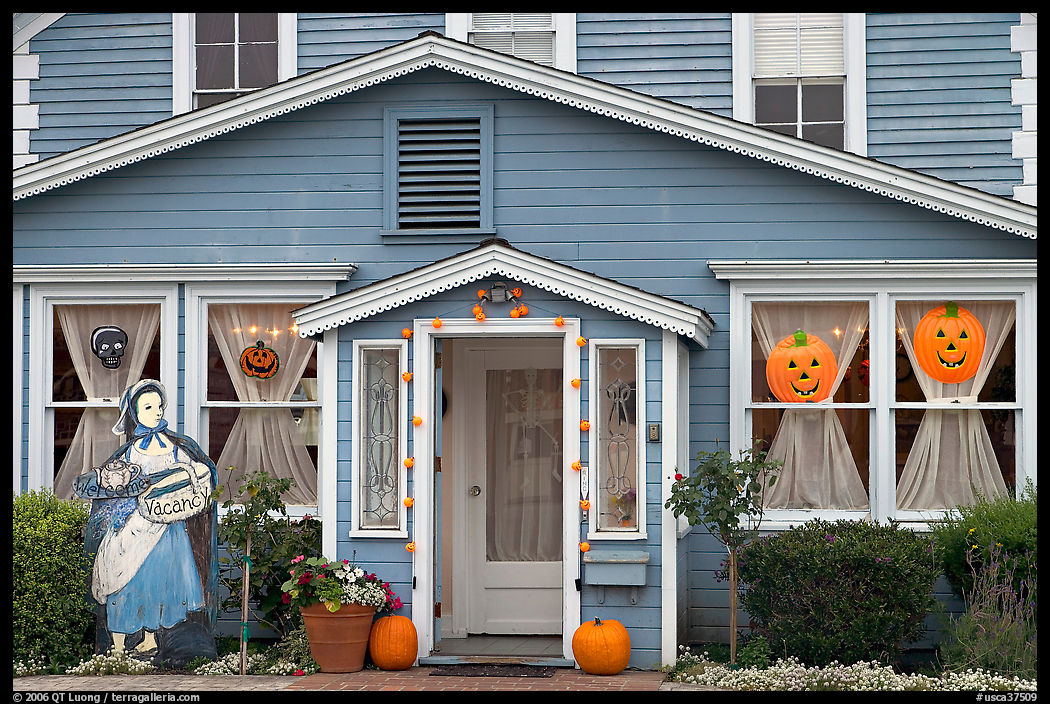 Zabella House, oldest in town. Half Moon Bay, California, USA