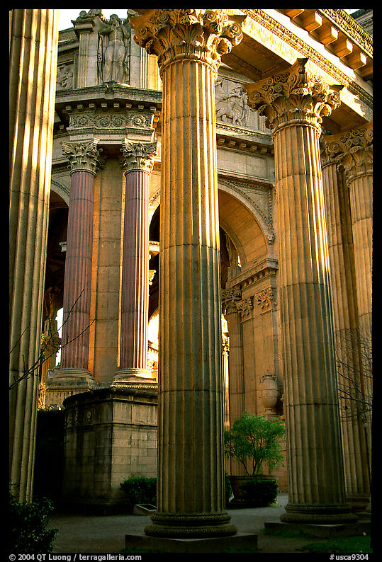 Columns of the Palace of Fine arts. San Francisco, California, USA