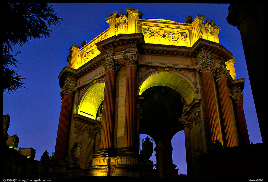 Rotunda of the Palace of Fine arts, night. San Francisco, California, USA