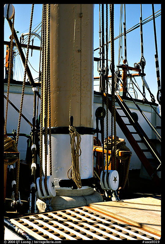 Deck and Mast of the Balclutha, Maritime Museum. San Francisco, California, USA
