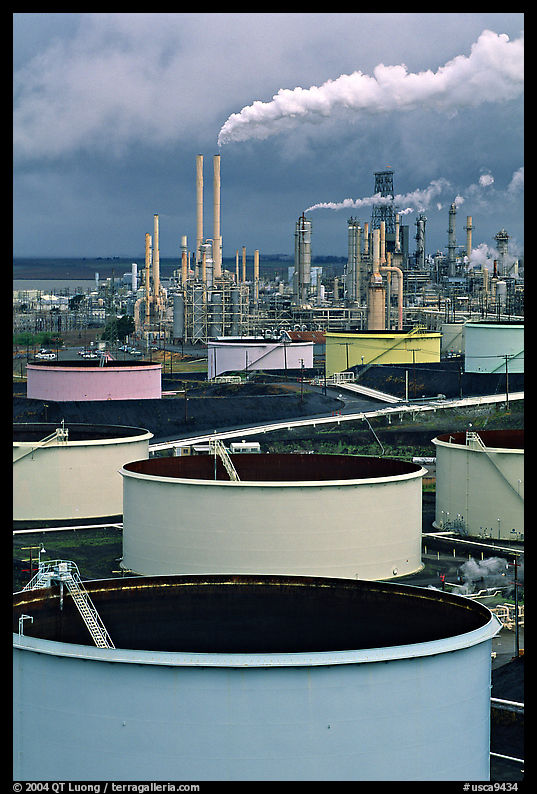Storage citerns and piples of Oil Refinery near Rodeo. SF Bay area, California, USA