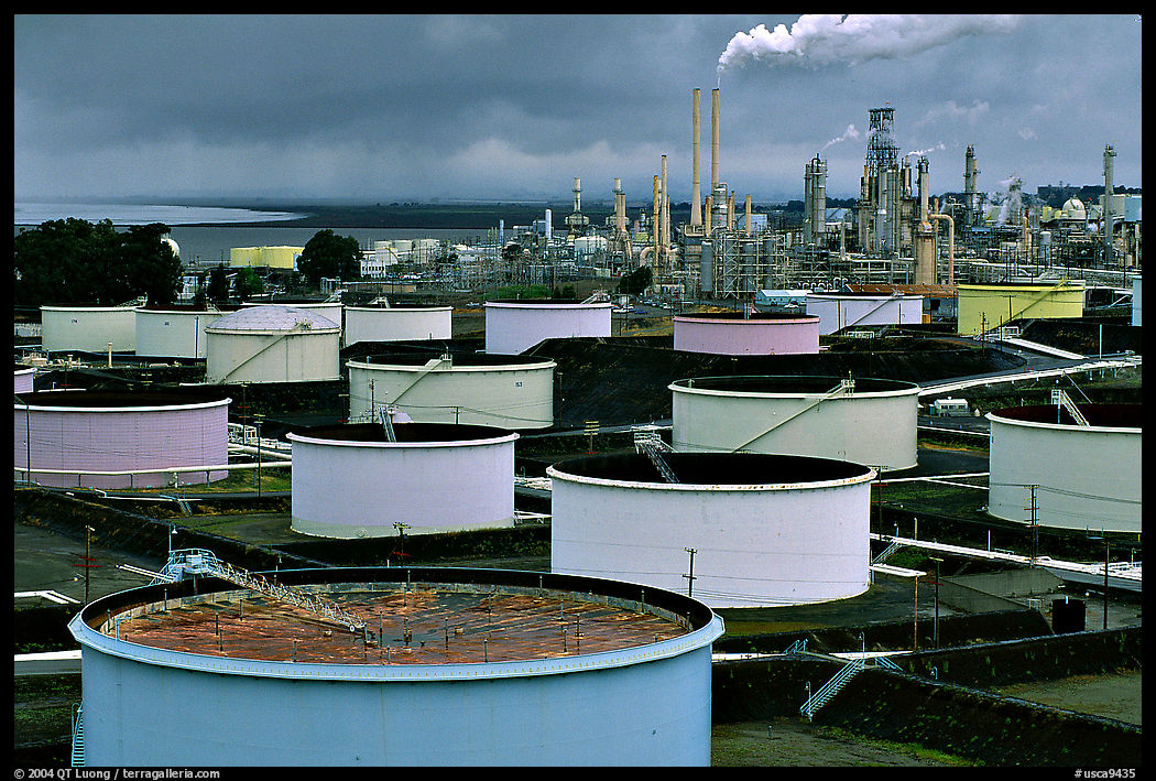 Storage citerns and piples of Oil Refinery near Rodeo. SF Bay area, California, USA