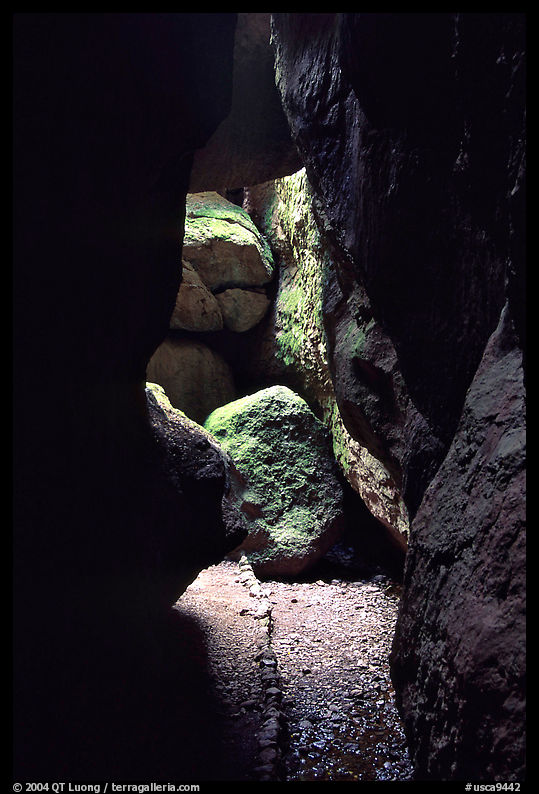 Rocks and path in Bear Gulch Caves, Pinnacles National Monument. California, USA