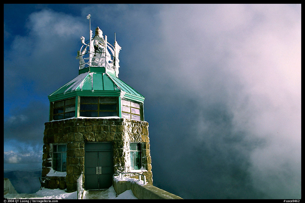 Ice-clad summit, Mt Diablo State Park. SF Bay area, California, USA