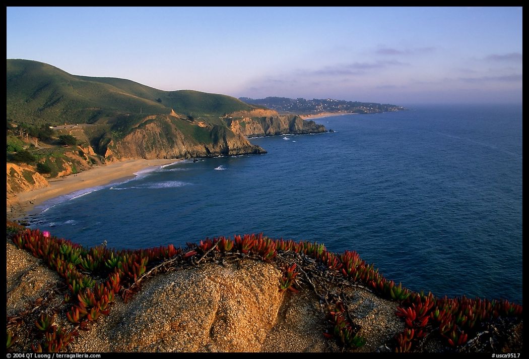 Coastline near Devil's slide, sunset. San Mateo County, California, USA