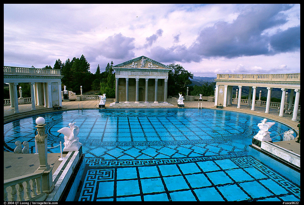 [restricted use] Neptune Pool at Hearst Castle. California, USA