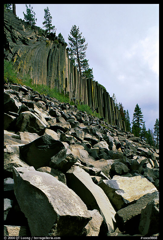 Blocks and columns of basalt, Devils Postpile National Monument. California, USA