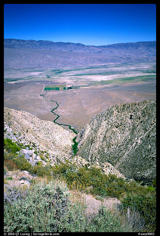 Owens Valley seen from the Sierra Nevada mountains. California, USA