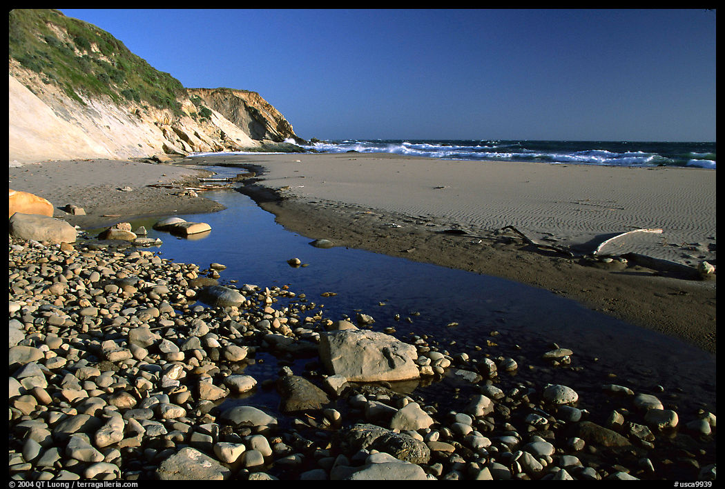 Pebbles, pool, and beach near Fort Bragg. California, USA