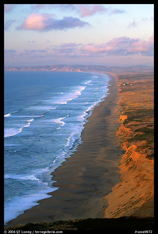 Point Reyes Beach, sunset. Point Reyes National Seashore, California, USA