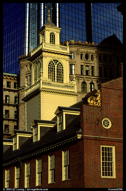 Old State House  and modern buildings in downtown. Boston, Massachussetts, USA