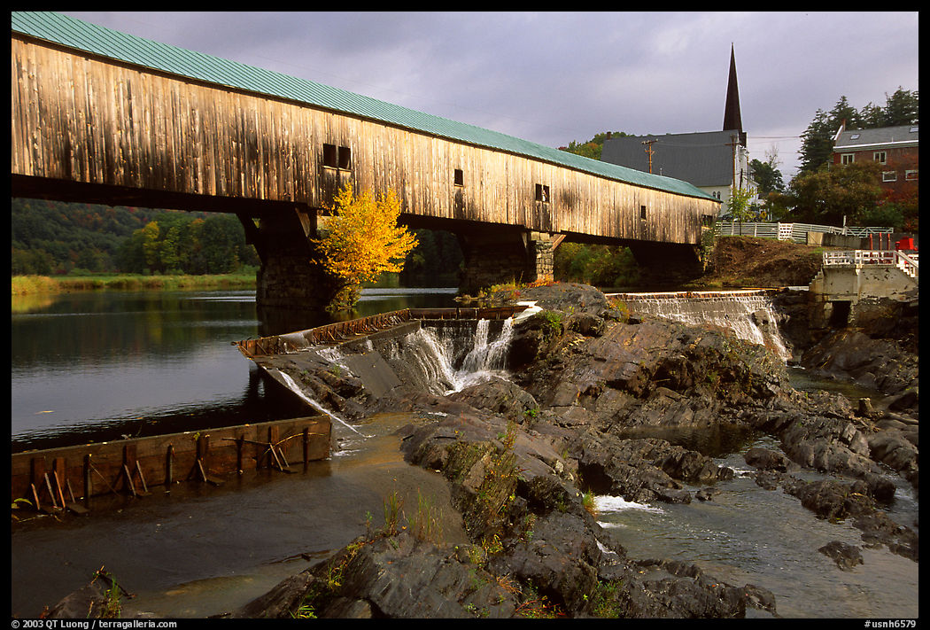 Triple-arch covered bridge, Bath. New Hampshire, New England, USA