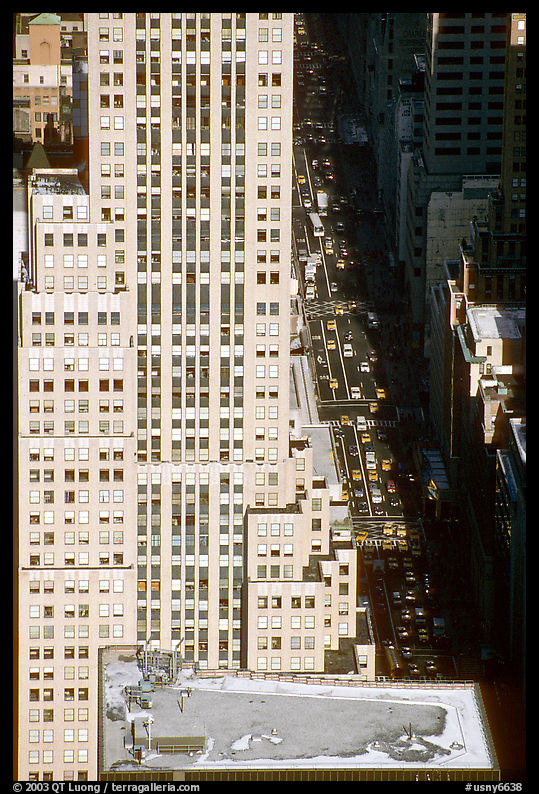 Fifth Avenue seen from the Empire State building. New York City, USA
