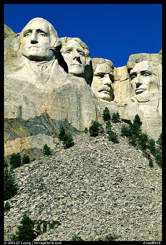 Faces of Four US Presidents carved in stone, Mt Rushmore National Memorial. South Dakota, USA