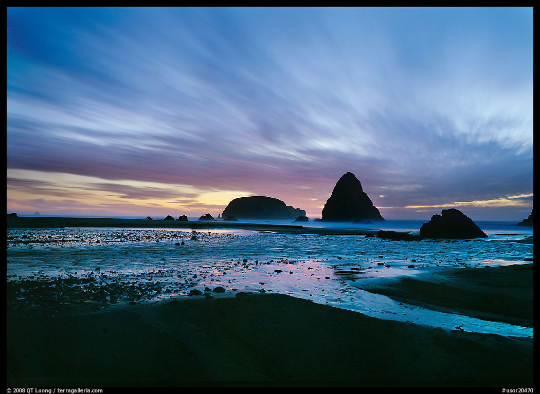 Seastacks and clouds at sunset. Oregon, USA