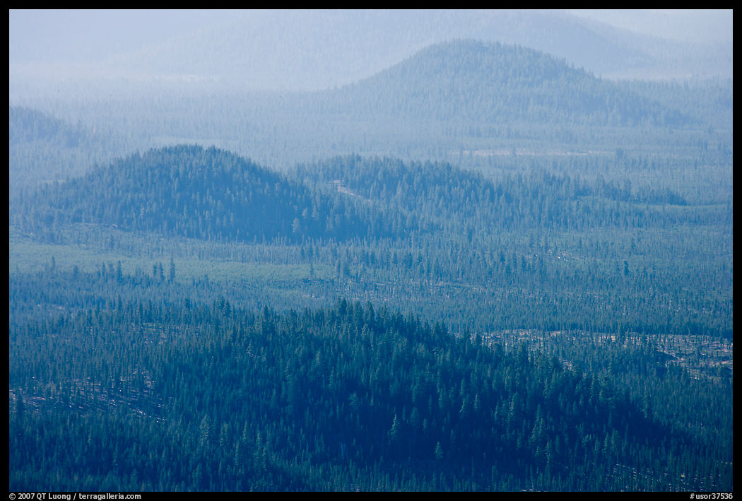 Old cinder cones in the distance. Newberry Volcanic National Monument, Oregon, USA