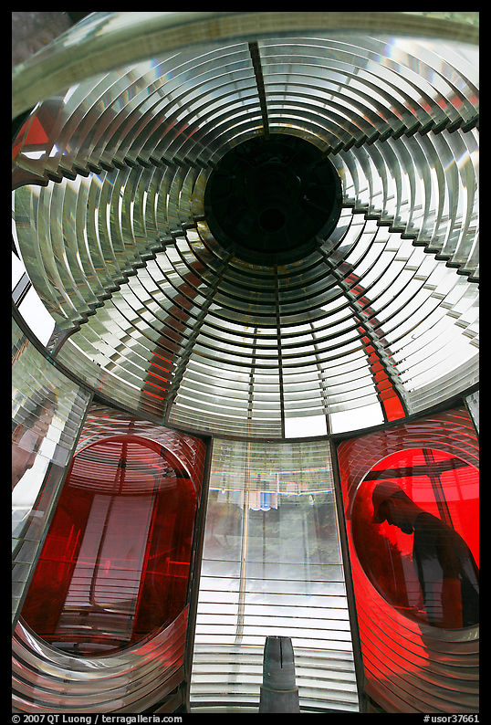 Light and glass prism, Cap Meares lighthouse. Oregon, USA