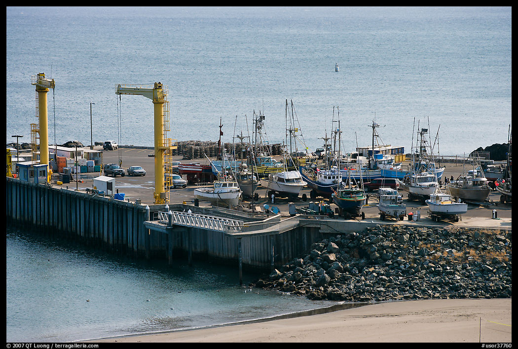 Pier, Port Orford. Oregon, USA
