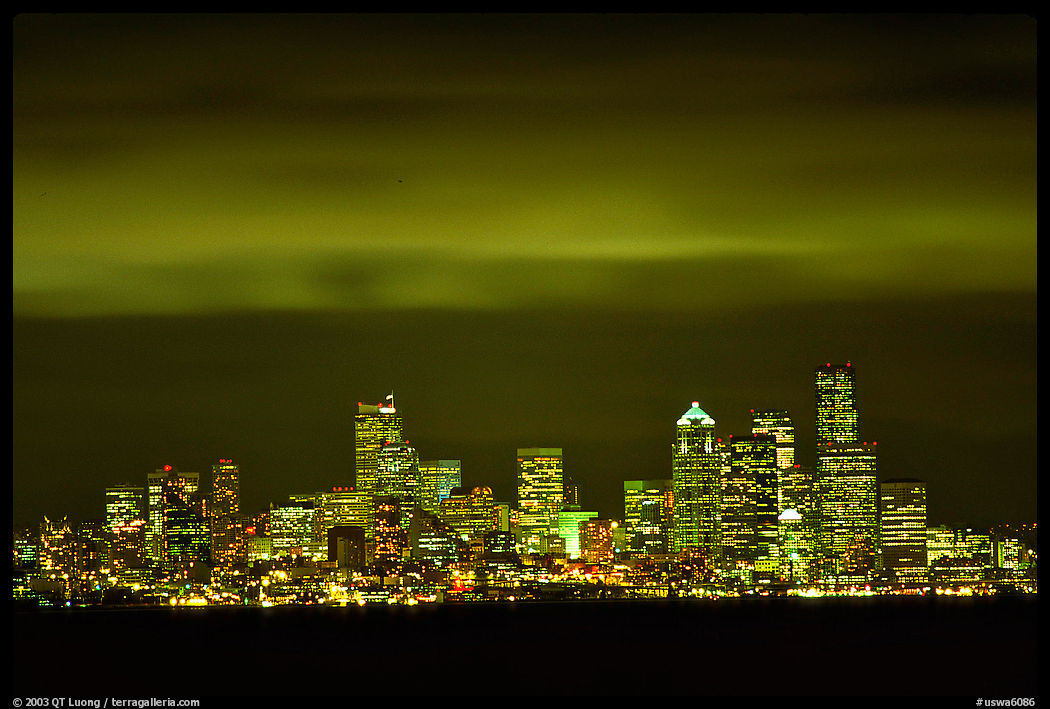 Seattle skyline at light from Puget Sound. Seattle, Washington