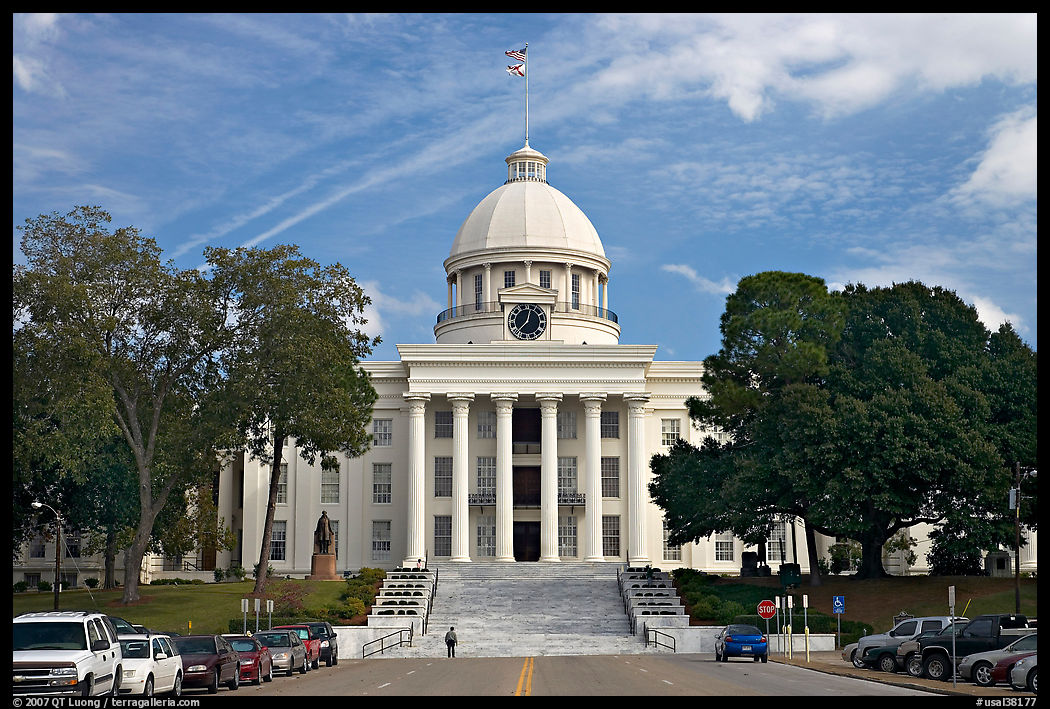 Alabama Capitol and street. Montgomery, Alabama, USA