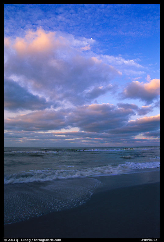 Beach at sunrise. Sanibel Island, Florida, USA