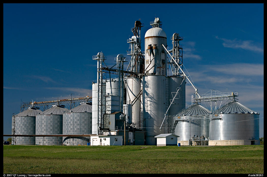 Grain elevator. Louisiana, USA