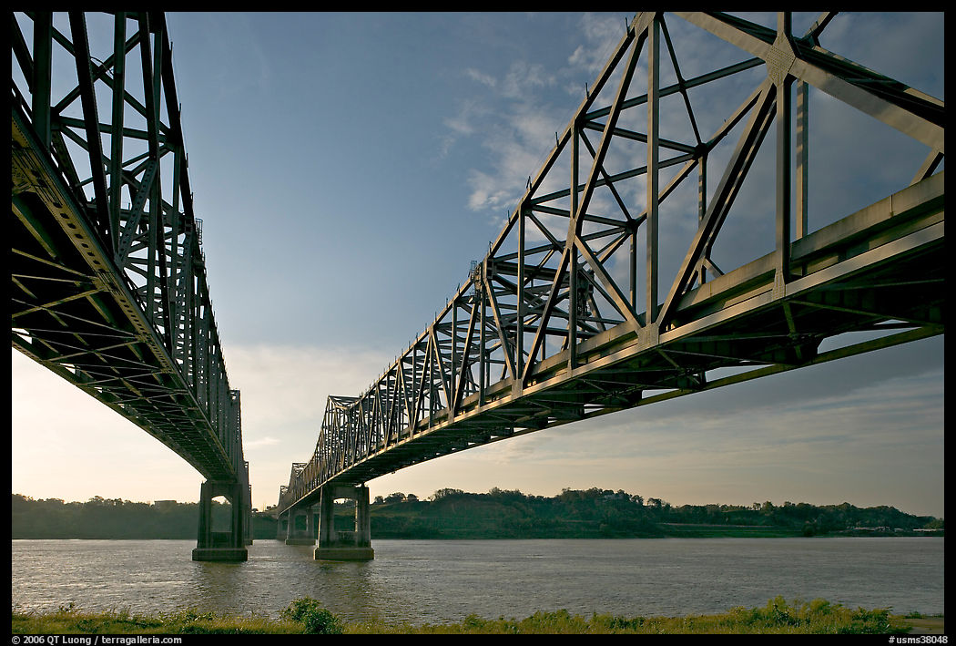 Bridges spanning the Mississippi River. Natchez, Mississippi, USA