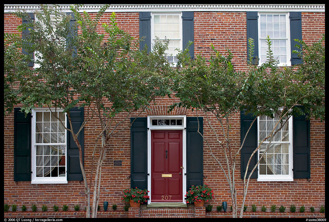 Facade of Gov Holmes house, later owned by Jefferson Davis. Natchez, Mississippi, USA