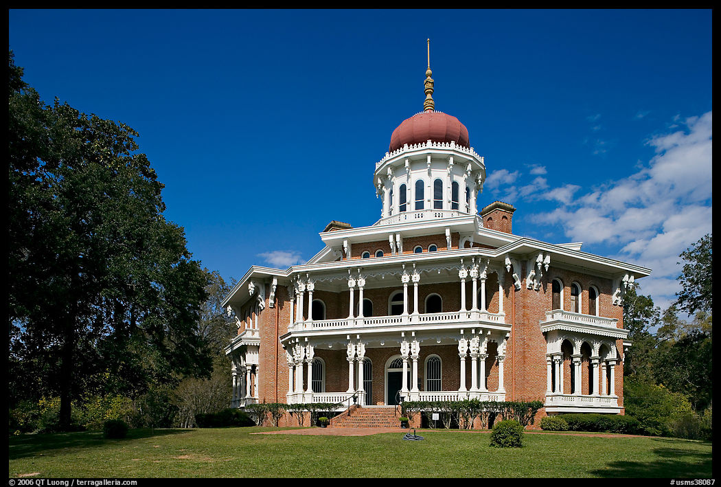 Longwood, an unfinished mansion with an octogonal shape. Natchez, Mississippi, USA