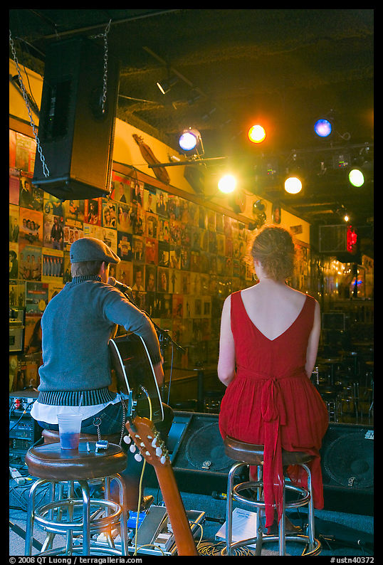 Singers from behind scene at Tootsie Orchid Lounge. Nashville, Tennessee, USA