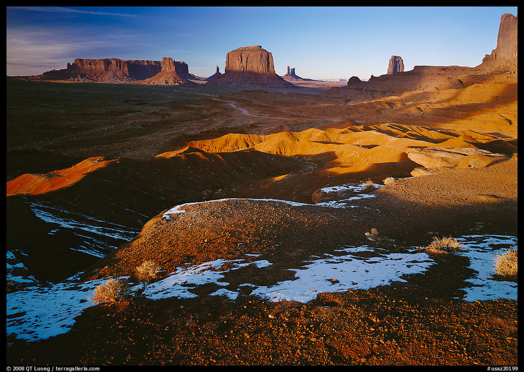 View from Ford point, late afternoon. Monument Valley Tribal Park, Navajo Nation, Arizona and Utah, USA