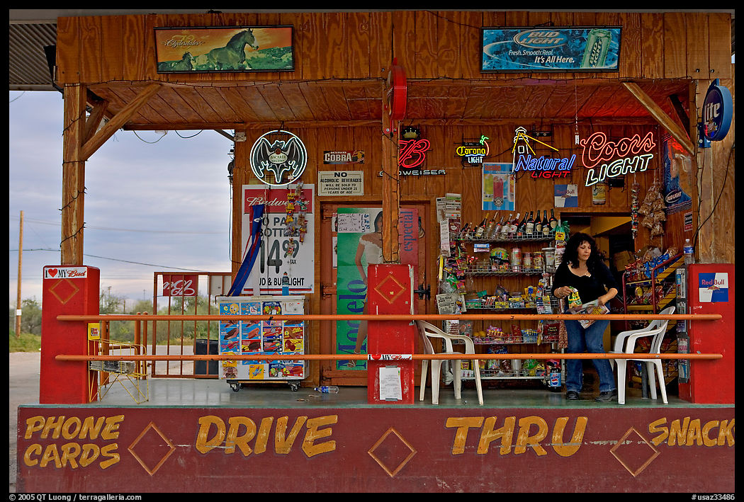 Bonnie's drive-through convenience store. Arizona, USA