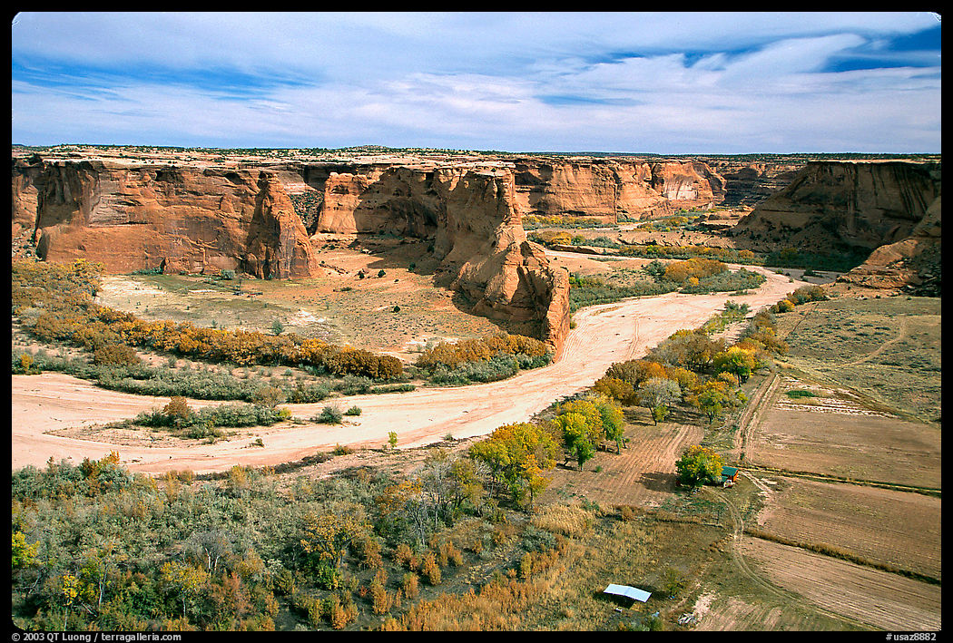 Canyon de Cheilly from Tsegi Overlook, mid-morning. Canyon de Chelly  National Monument, Arizona, USA